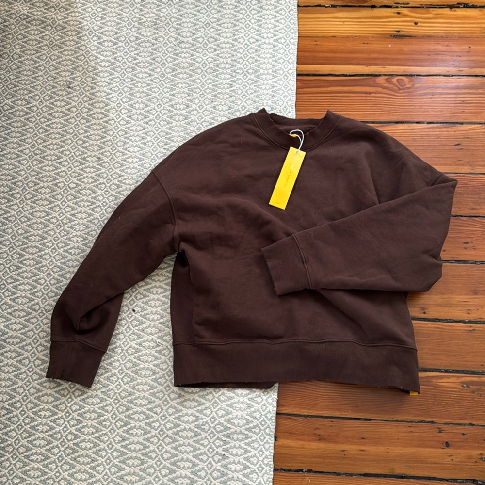 Yellow label co sweatshirt brown small